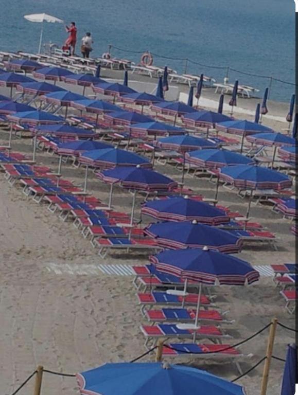 Giardino In Citta; Centralissimo Сан Ремо Екстериор снимка